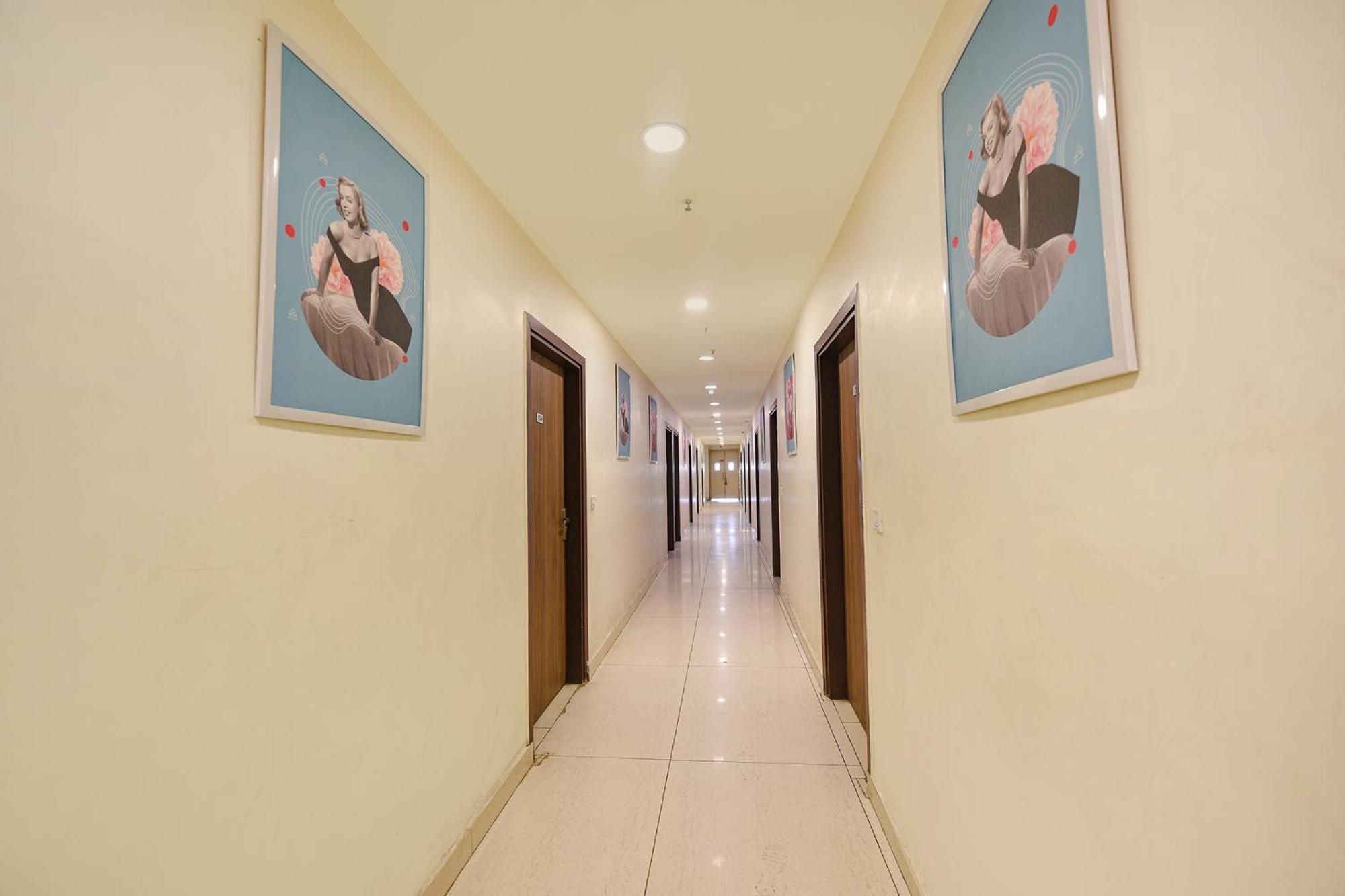 Fabexpress Seven Heaven Hotel นิวเดลี ภายนอก รูปภาพ