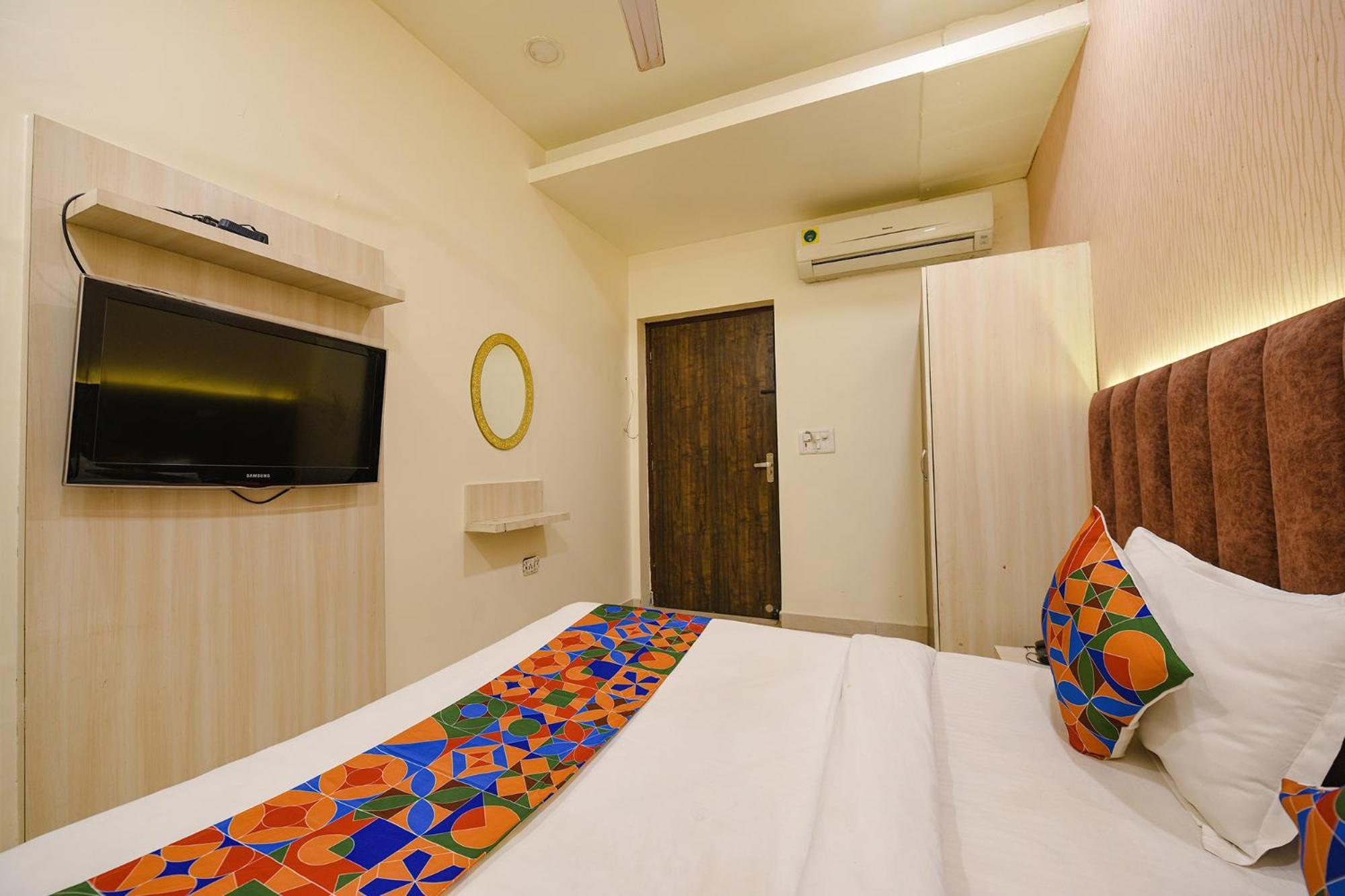 Fabexpress Seven Heaven Hotel นิวเดลี ภายนอก รูปภาพ