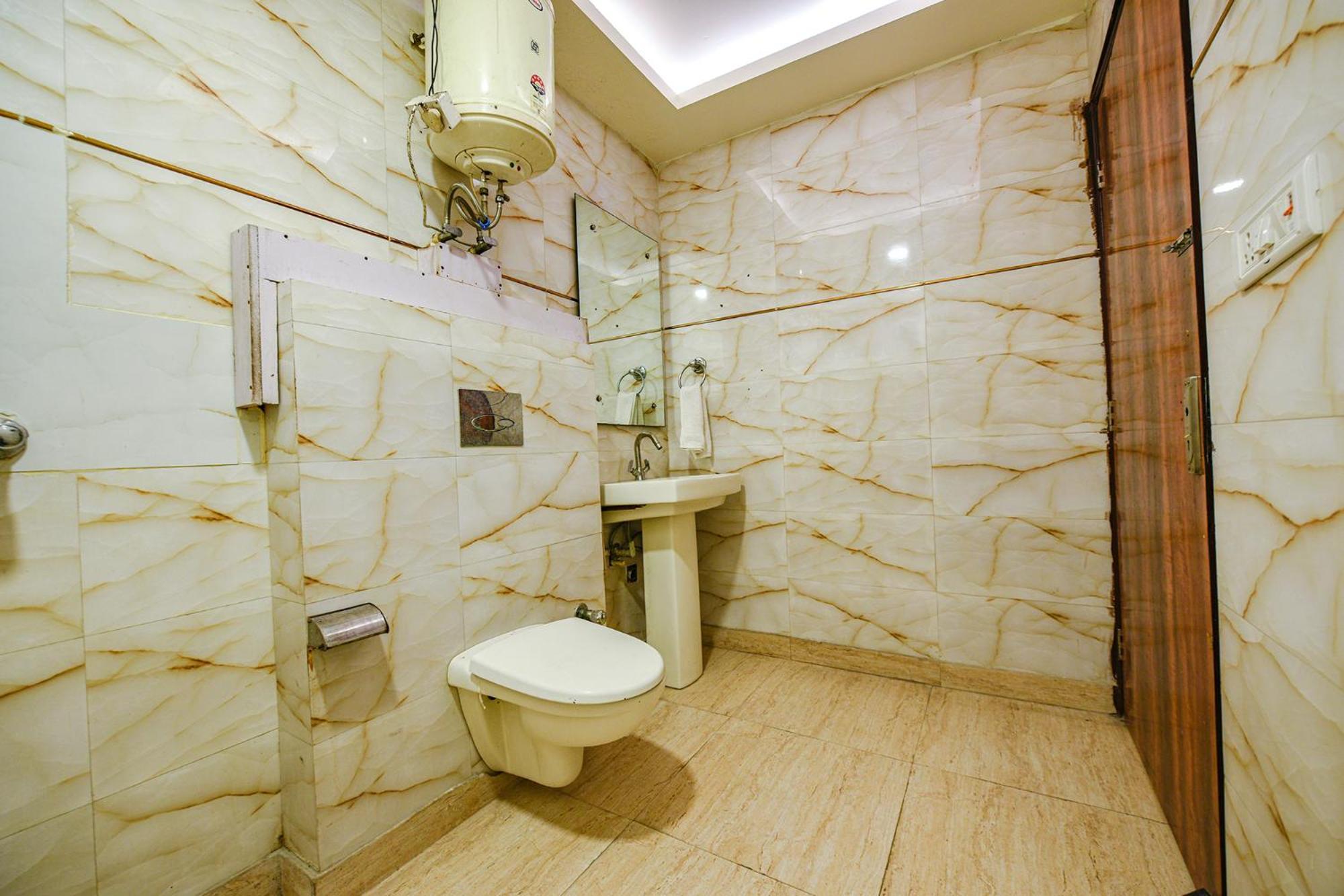 Fabexpress Seven Heaven Hotel นิวเดลี ภายนอก รูปภาพ